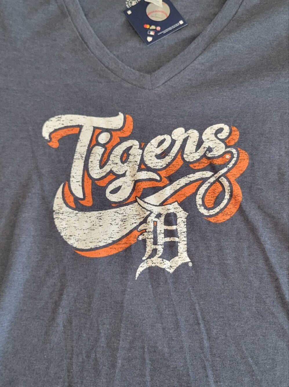 Genuine Merchandise Detroit Tigers Navy And White Tee Womens Size Small NWT - Picture 4 of 8